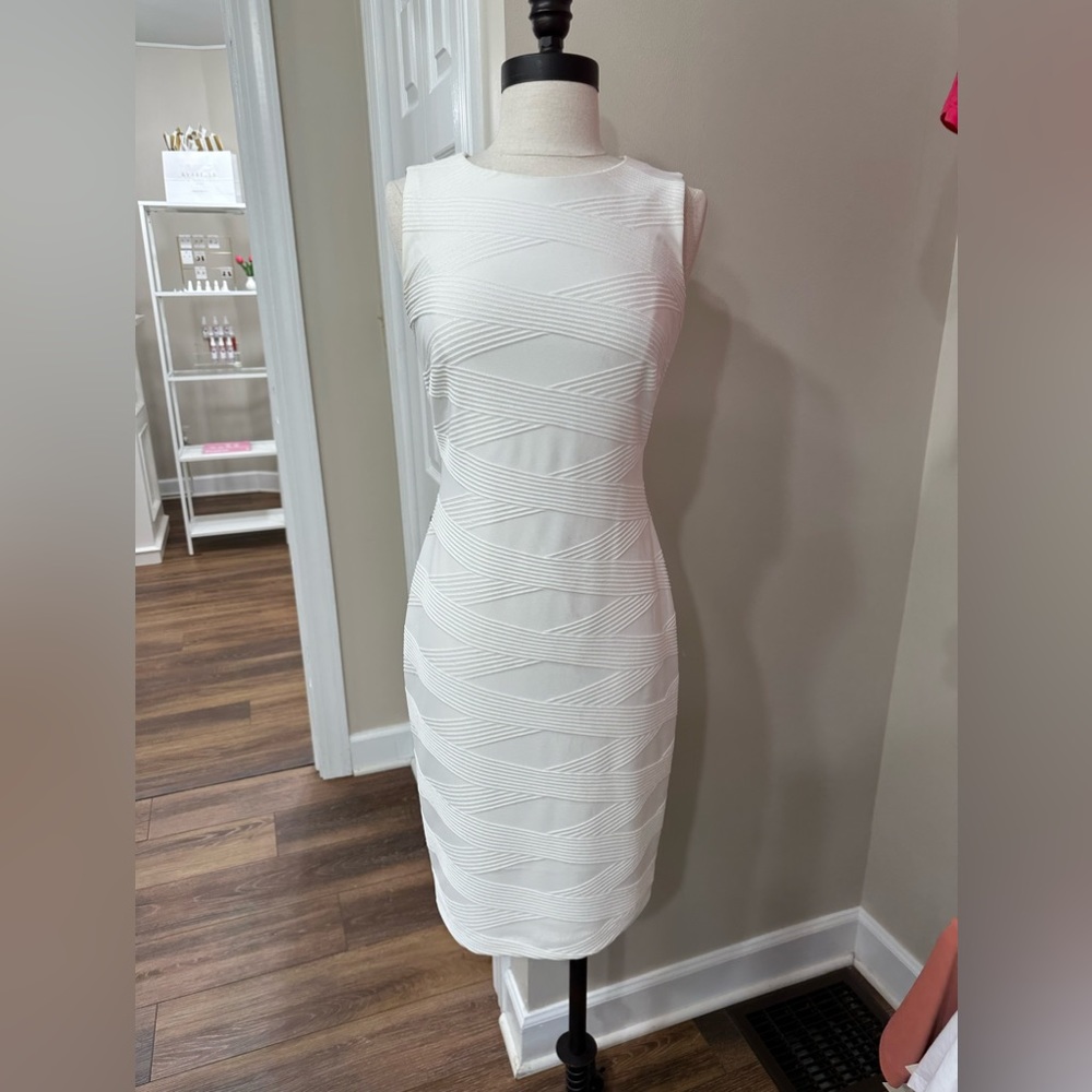 White Tommy Hilfiger Dresss